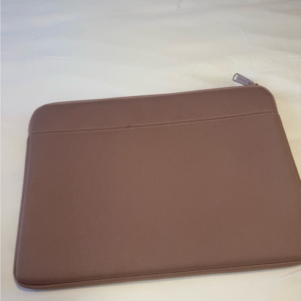 Herschel Laptop Sleeve 14” - Picture 3 of 5